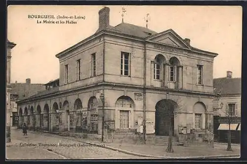 AK Bourgueil /I.-et-L., la Mairie et les Halles