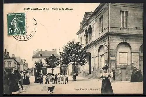 AK Bourgueil /I.-et-L., Place de la Mairie