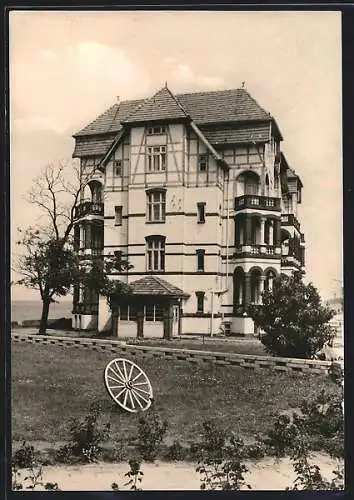 AK Ostseebad Kühlungsborn, Am FDGB-Erholungsheim Schloss am Meer