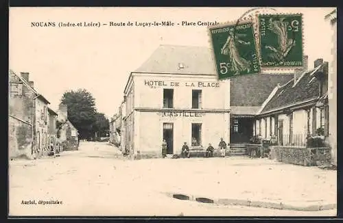 AK Nouans /I.-et-L., Route de Lucay-le-Mâle, Hotel de la Place Castille