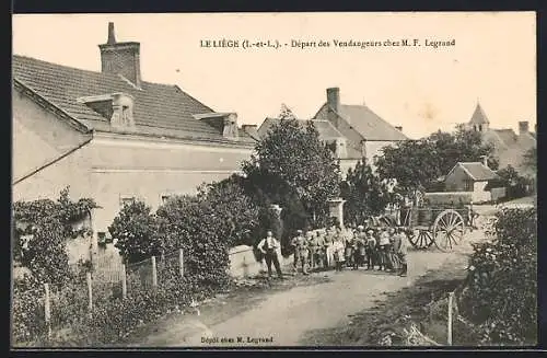 AK Le Liège /I.-et-L., Départ des Vendangeurs ches M. F. Legrand