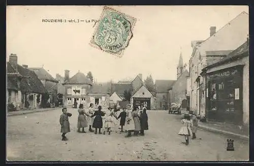 AK Rouziers /I.-et-L., Hôtel du Boeuf, Mercerie Richard, Brault-Delalande