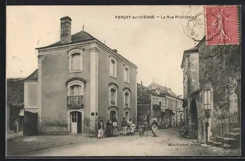 AK Parcay-sur-Vienne, La Rue Principale