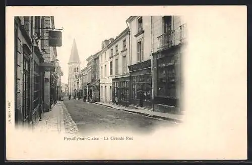 AK Preuilly-sur-Claise, La Grande Rue, Strassenpartie mit Blick zur Kirche