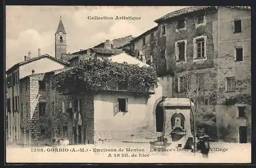 AK Gorbio, La place, intérier du village