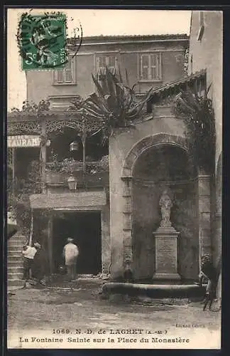 AK N.-D. de Laghet, La Fontaine Sainte sur la Place du Monastère