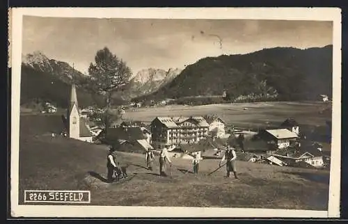 AK Seefeld, Blick auf den Ort mit Kirche und Hotel Post