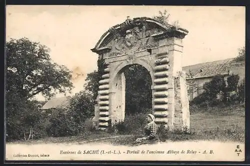 AK Saché /I.-et-L., Portail de l`ancienne Abbaye de Relay