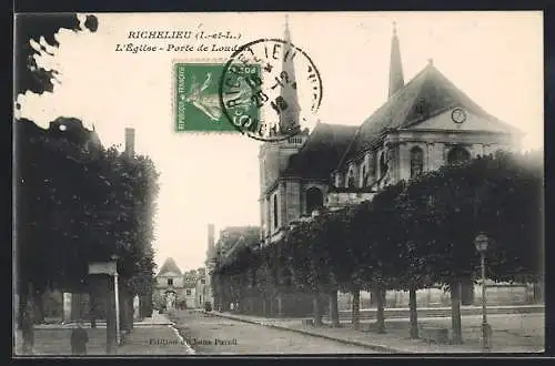 AK Richelieu /I.-et-L., L`Eglise, Porte de Loudon