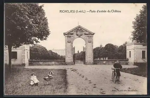 AK Richelieu /I.-et-L., Porte d`entree du Chateau