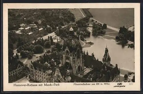 AK Hannover, Rathaus mit Masch-Park, Fliegeraufnahme