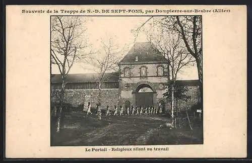 AK Dompierre-sur-Besbre, Trappe de N.-D. de Sept-Fons, Le Portail