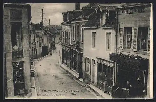 AK Lurcy-Lévy, Rue de Levy