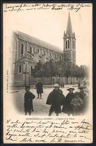 AK Dompierre-sur-Besbre, L`Eglise et la Place