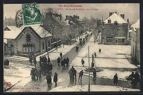 AK Lurcy-Lévy, Boulevard Gambetta sous la neige