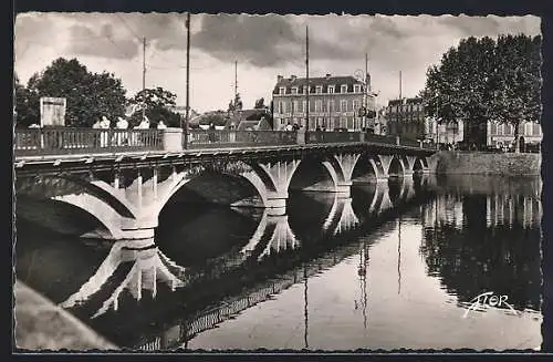 AK Montlucon /Allier, Pont St-Pierre