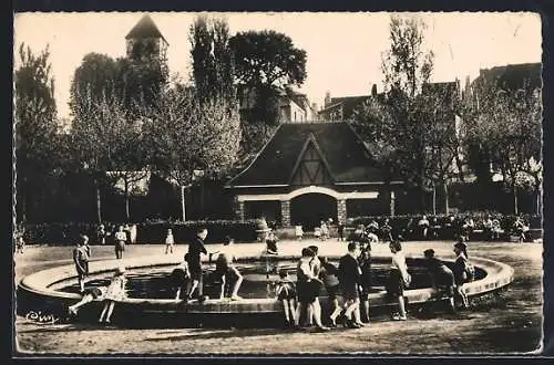 AK Montlucon /Allier, Jardin Public et Boulevard Carnot