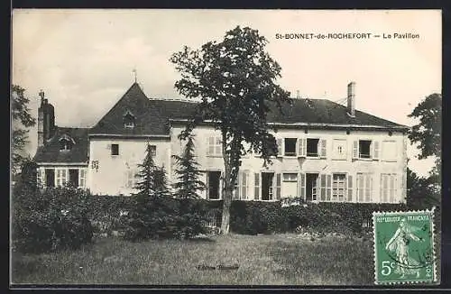 AK St-Bonnet-de-Rochefort, Le Pavillon