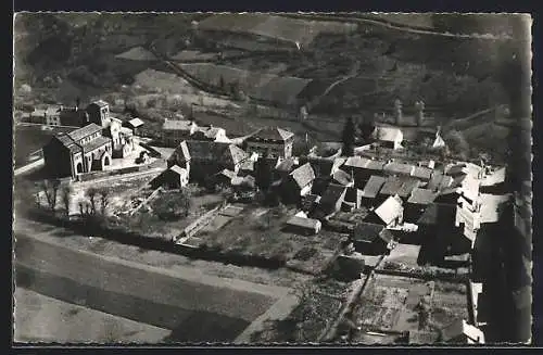 AK Chatel-Montagne /Allier, Vue générale et l`Eglise