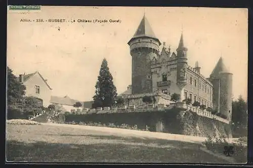 AK Busset, Château, Facade Ouest