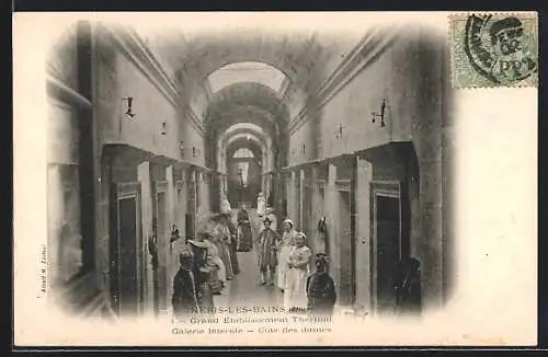 AK Néris-les-Bains, Grand Etablissement Thermal, Galerie latérale, Côté des dames