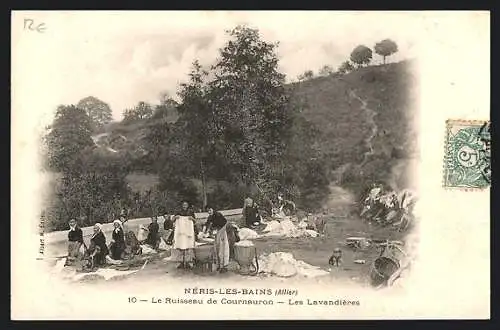 AK Néris-les-Bains, Le Ruisseau de Cournauron, Les Lavandières