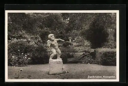 AK Zweibrücken, Rosengarten mit Statue