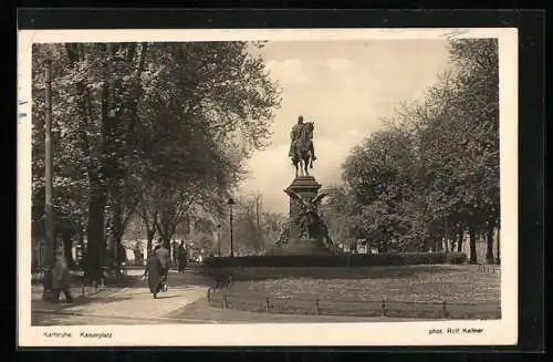 AK Karlsruhe, Kaiserplatz mit Park