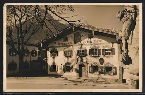 AK Oberammergau, Gasthaus zum weissen Lamm mit Kofel