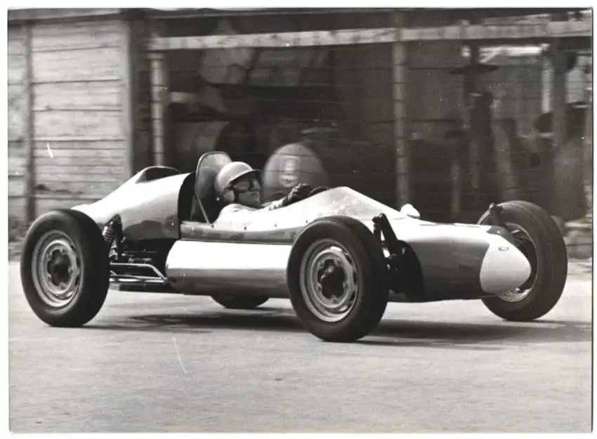 17 Fotografien Ansicht Heilbronn, 2. ADAC Bergpreis 1966, Rennfahrer Volker Ziegler, Formel V., Rennwagen, Autorennen 1