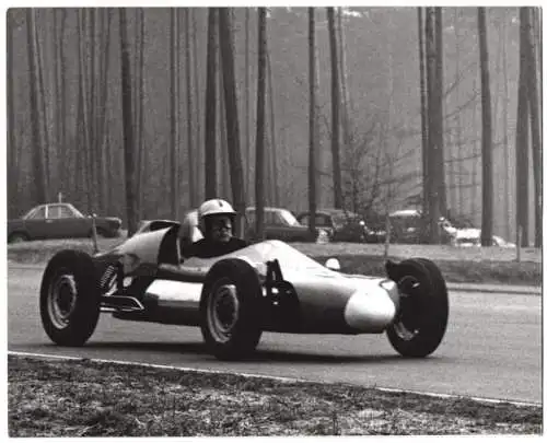 17 Fotografien Ansicht Heilbronn, 2. ADAC Bergpreis 1966, Rennfahrer Volker Ziegler, Formel V., Rennwagen, Autorennen