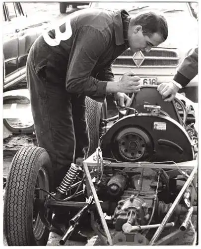 17 Fotografien Ansicht Heilbronn, 2. ADAC Bergpreis 1966, Rennfahrer Volker Ziegler, Formel V., Rennwagen, Autorennen