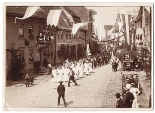 9 Fotografien Ansicht Obernburg am Main, Umzug zur Einweihung des Kriegerdenkmal am 19.06.1910, Kriegervereine