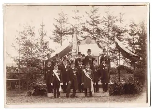 9 Fotografien Ansicht Obernburg am Main, Umzug zur Einweihung des Kriegerdenkmal am 19.06.1910, Kriegervereine