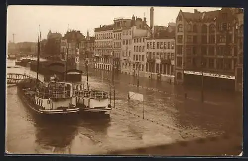 Foto-AK Köln, Hochwasser am Dampfschiff-Anleger