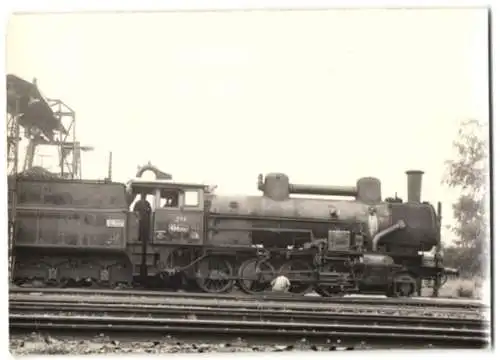 26 Fotografien Eisenbahn Tschechien, Ceskoslovenské státní dráhy CSD, verschiedene Dampf-Lokomotiven & Triebwagen