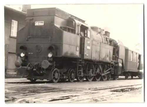 26 Fotografien Eisenbahn Tschechien, Ceskoslovenské státní dráhy CSD, verschiedene Dampf-Lokomotiven & Triebwagen