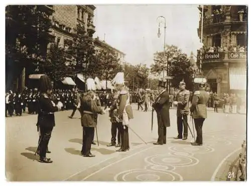 3 Fotografien G. Mertens, Aachen, Ansicht Aachen, Theaterplatz, Parade mit Kaiser Wilhelm II. zur Denkmal-Enthüllung