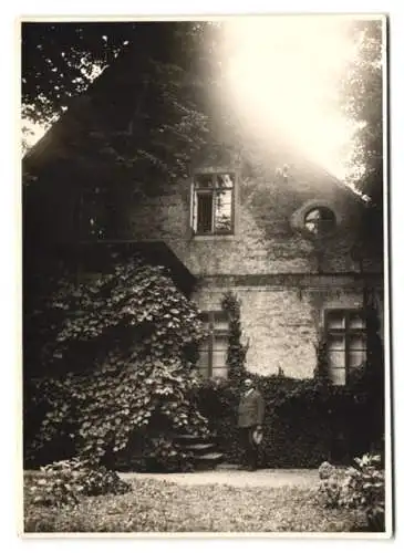 2 Fotografien unbekannter Fotograf, Ansicht Vorwerk-Quermathen, Gutshaus um 1928