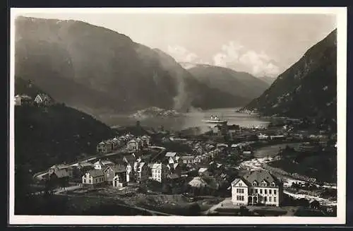 AK Odda, Ortsansicht mit Hardangerfjord, Dampfer