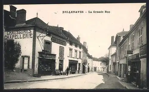 AK Bellenaves /Allier, La Grande Rue