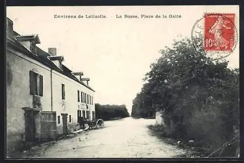 AK La Bosse /Lalizolle, Place de la Gaité