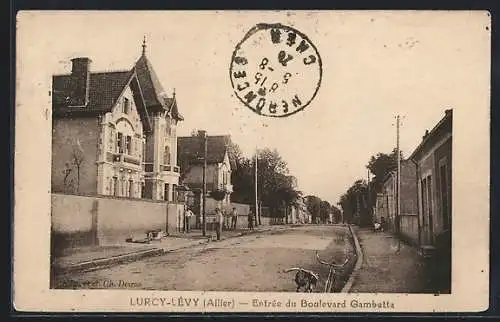 AK Lurcy-Lévy /Allier, Entrée du Boulevard Gambetta