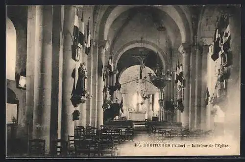 AK Droiturier /Allier, Intérieur de l`Eglise