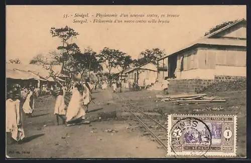 AK Senegal, Physionomie d`un nouveau centre en brousse, Strassenpartie mit Wohnhäusern