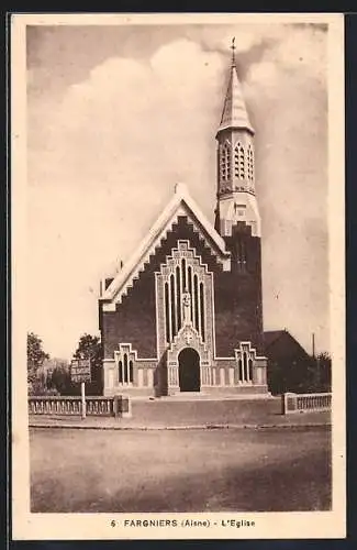 AK Fargniers /Aisne, L`Eglise