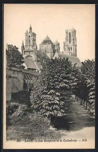 AK Laon, Les Remparts et la Cathédrale