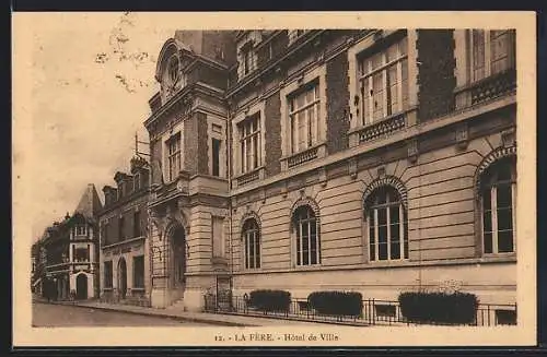 AK La Fere, Hotel de Ville