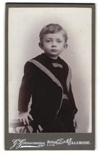 Fotografie G. Gronemann, Walsrode, Junge im Matrosenanzug