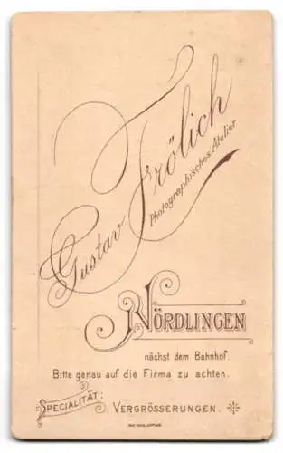 Fotografie Gustav Frölich, Nördlingen, am Graben, Junge mit Kerze und Buch